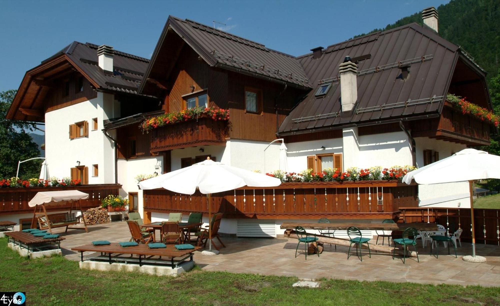 Valbruna Inn Bed & Breakfast Εξωτερικό φωτογραφία